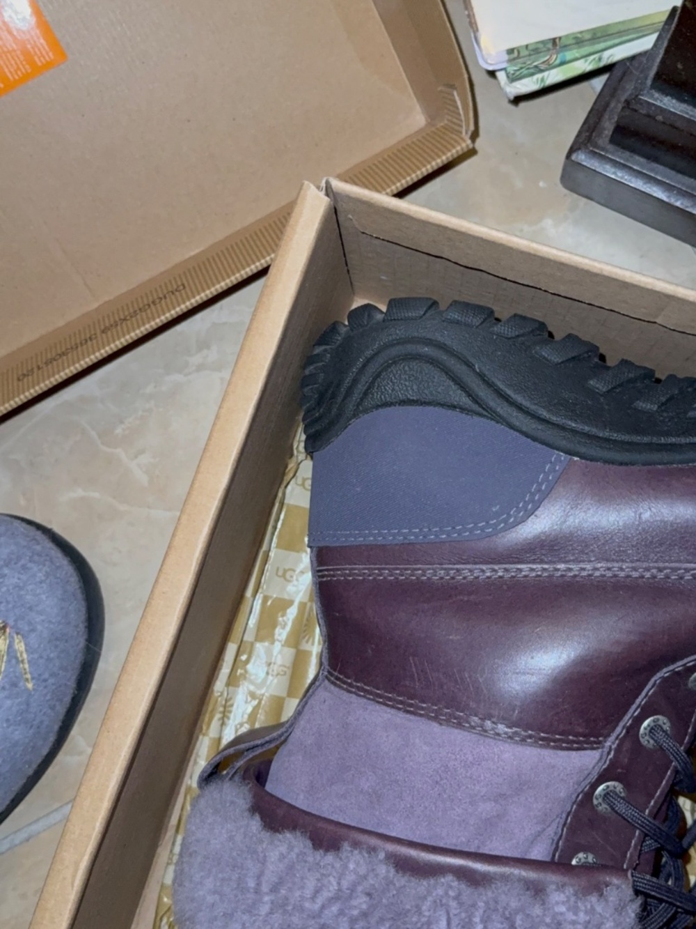 UGG Adirondack Waterproof Winter Boots Women’s 11 Wide Vibram Sole Shearling - Picture 15 of 16